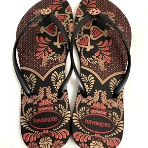 Havaianas size 6W